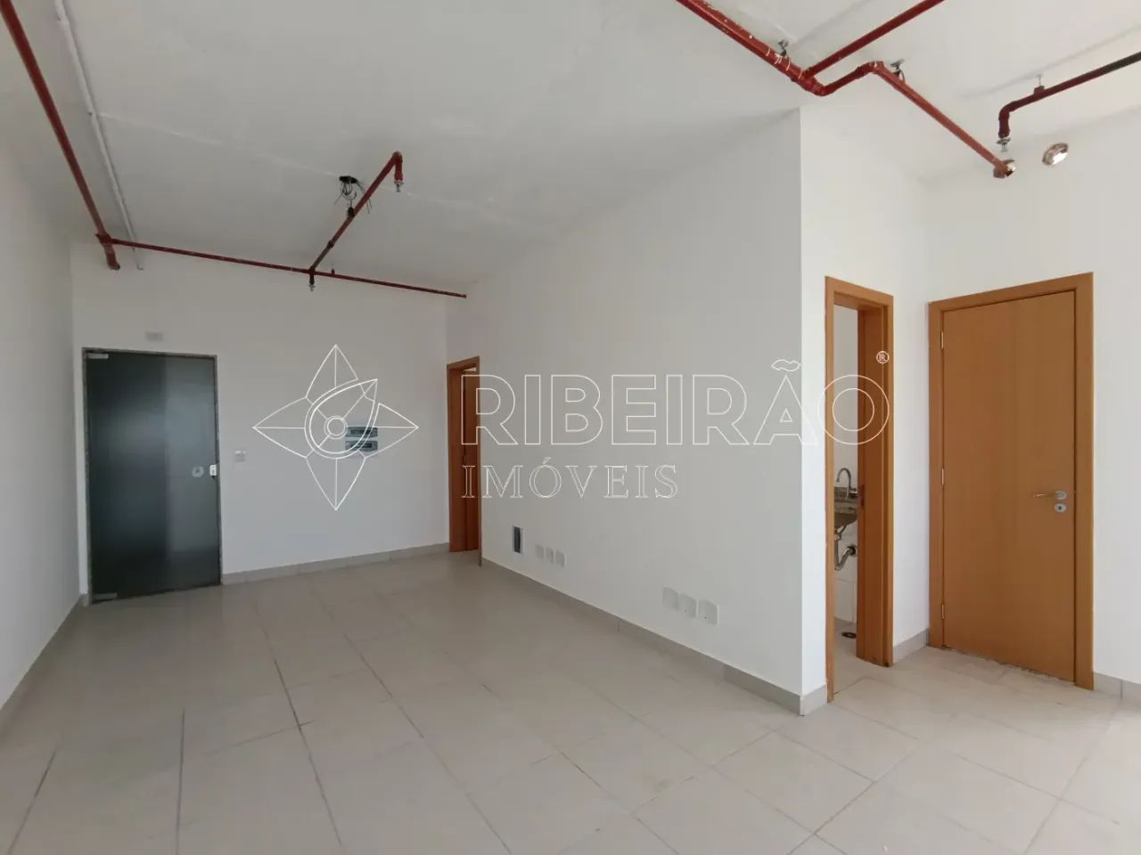 Sala comercial com 51m² para locação no Jardim Botânico