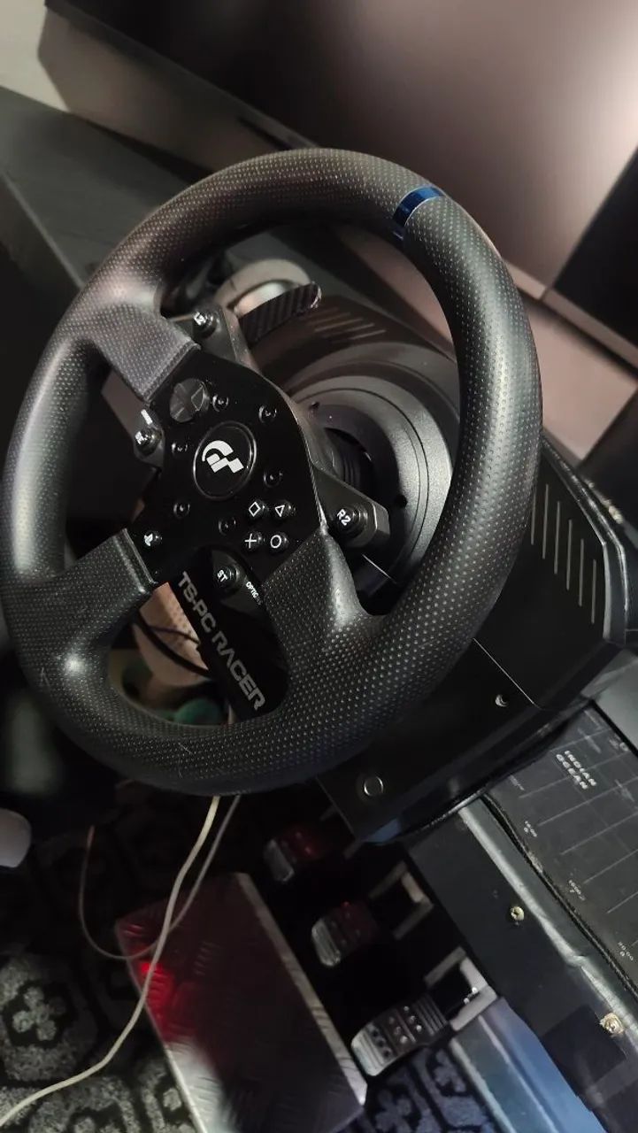 Volante Thrustmaster TS-PC Racer 6Nm