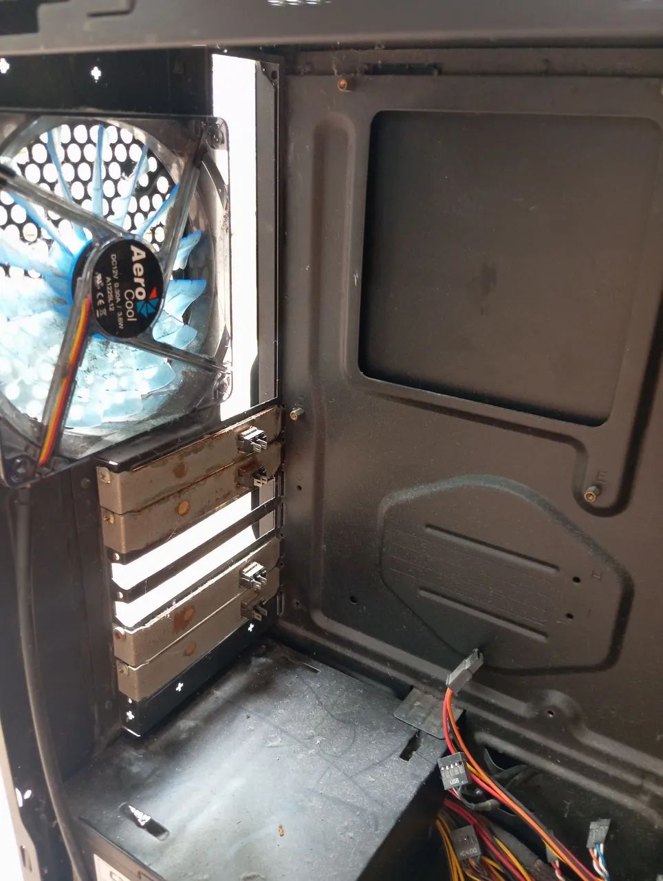 GABINETE COOLER MASTER ELITE C/FONTE E LEITOR DVD - Foto 4