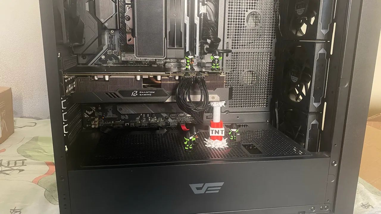 Placa de video Rx 5700 xt 8gb  - Foto 3
