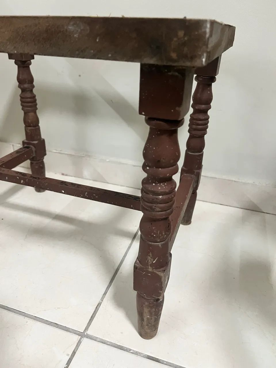 Mesinha madeira torneada para reforma  - Foto 3