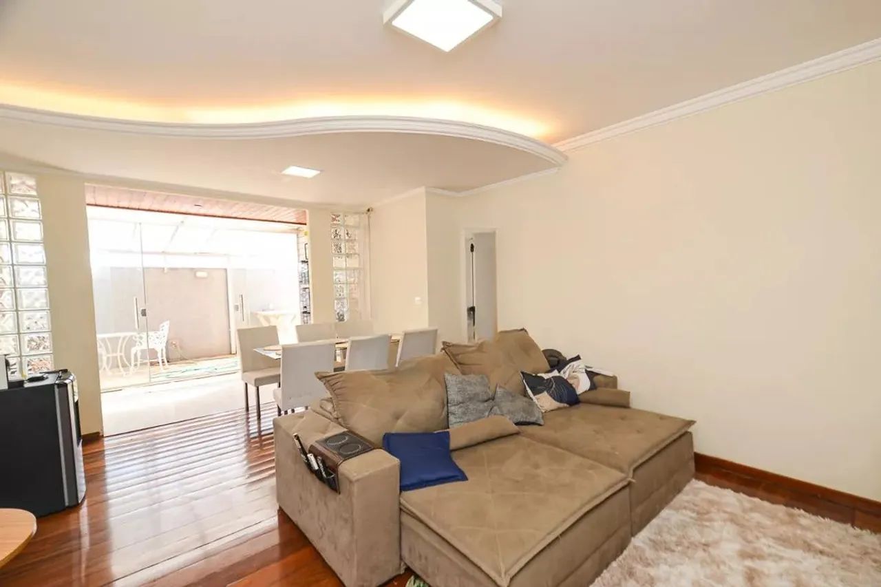 Apartamento à Venda - Cachoeirinha, 3 Quartos, 242 m2 - Foto 2