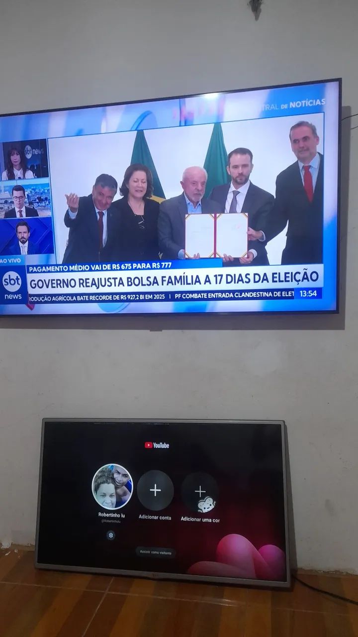 Troco Duas TVs por Uma de 65" - Foto 3