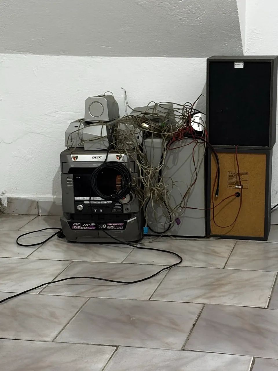 Vende-se Som