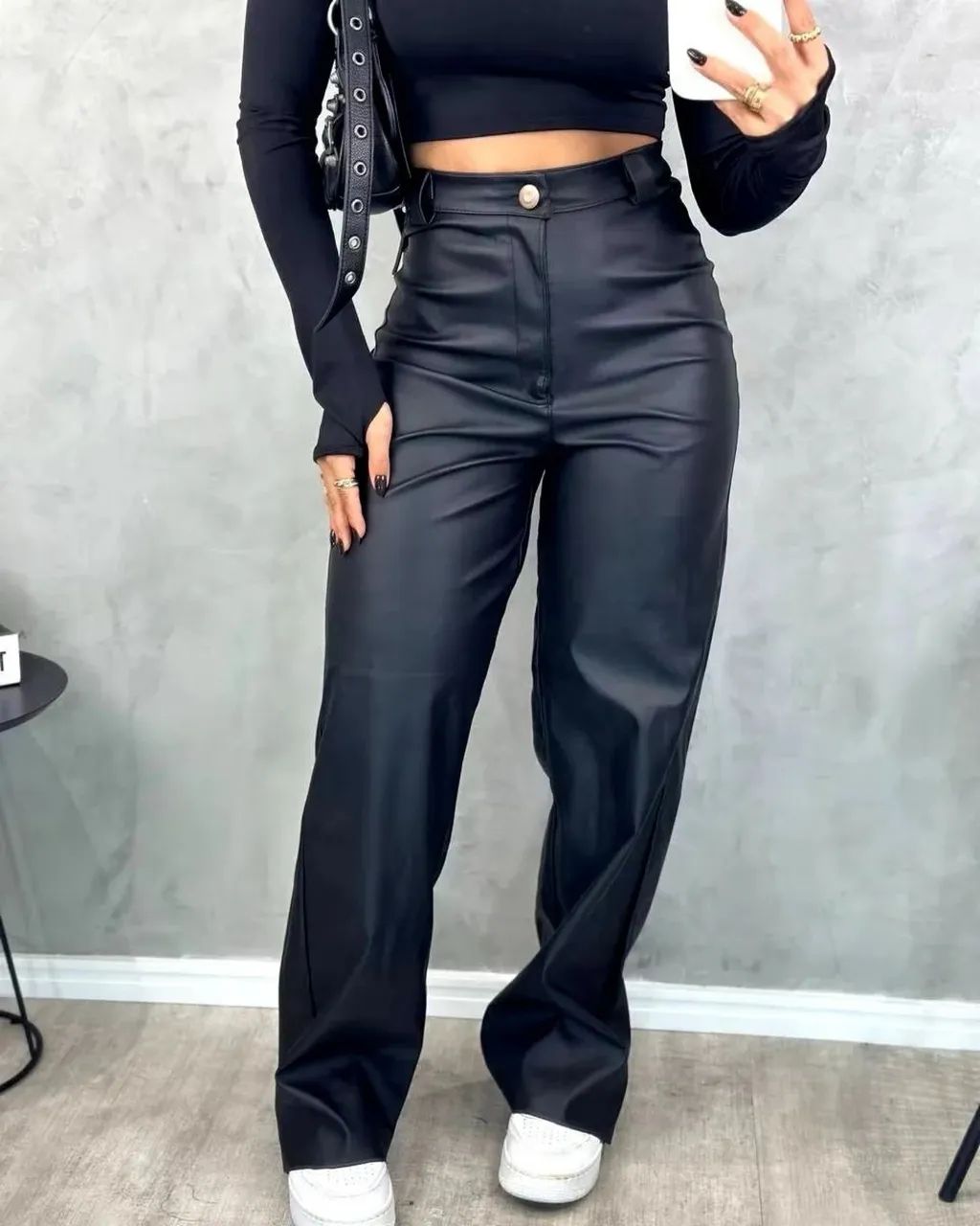 Calça Wide Leg Couro Fake