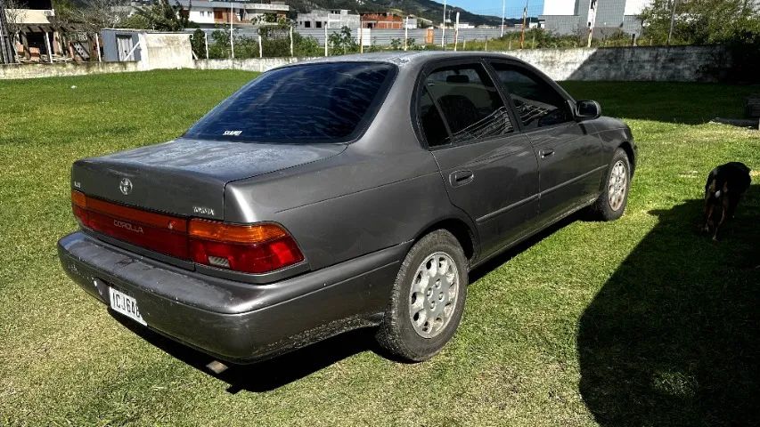 Toyota Corolla LE 1.8 1995 - Foto 3