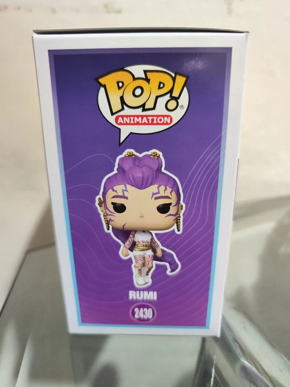Funko Pop Rumi Glow Chase 2430 - Foto 3