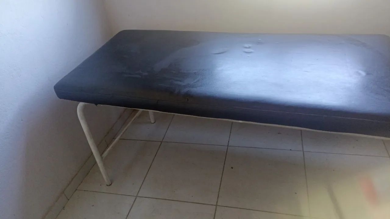 MACA USADA COM POUCAS MARCAS DE USO - Foto 5