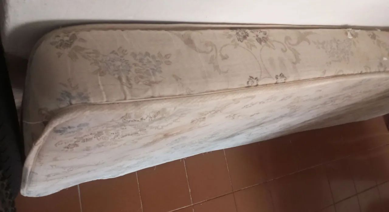 Colchão de solteiro espuma d20