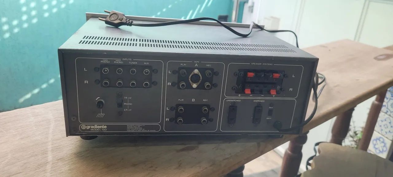 Amplificador Gradientemoel 120 - Foto 4
