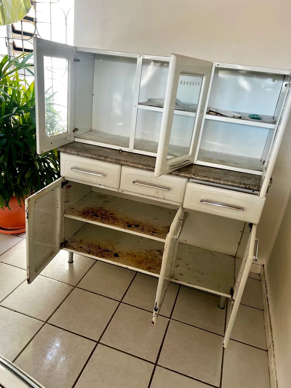 2 Armários por 100 com Marcas de uso - Foto 5