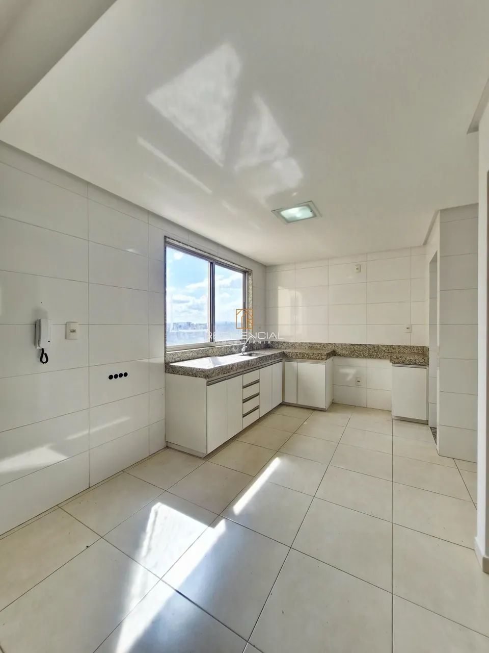 APTO KITNET A VENDA BAIRRO NITEROI COM 01 QUARTO, SALA, COZINHA E ELEVADOR - Foto 4