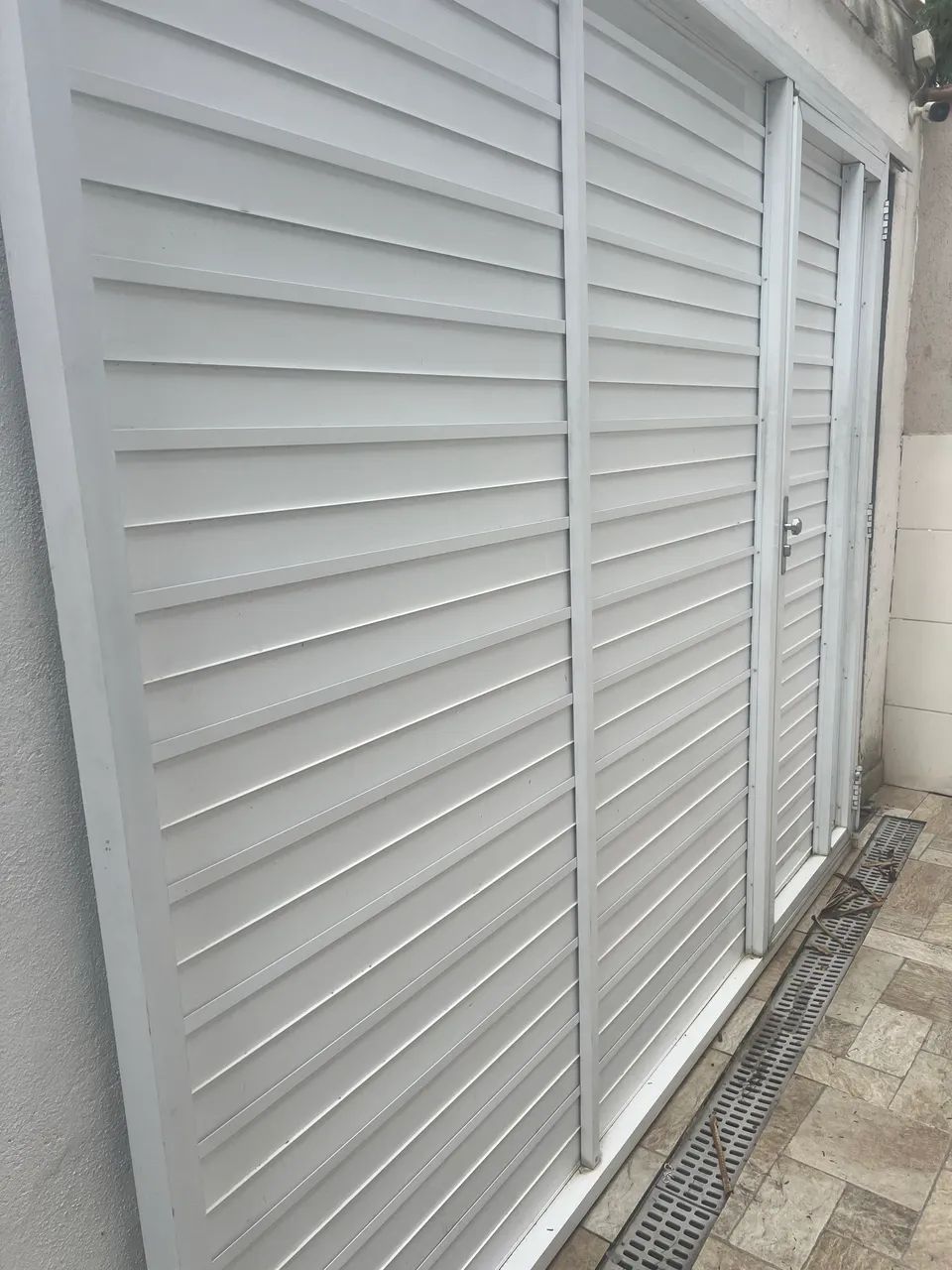Portão de garagem de arrastar 2,65x2,16 - Portas e Janelas - Cosmos ...