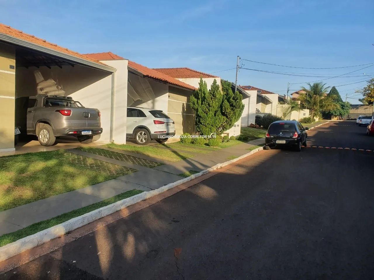 Casa térrea em condomínio bem localizado!