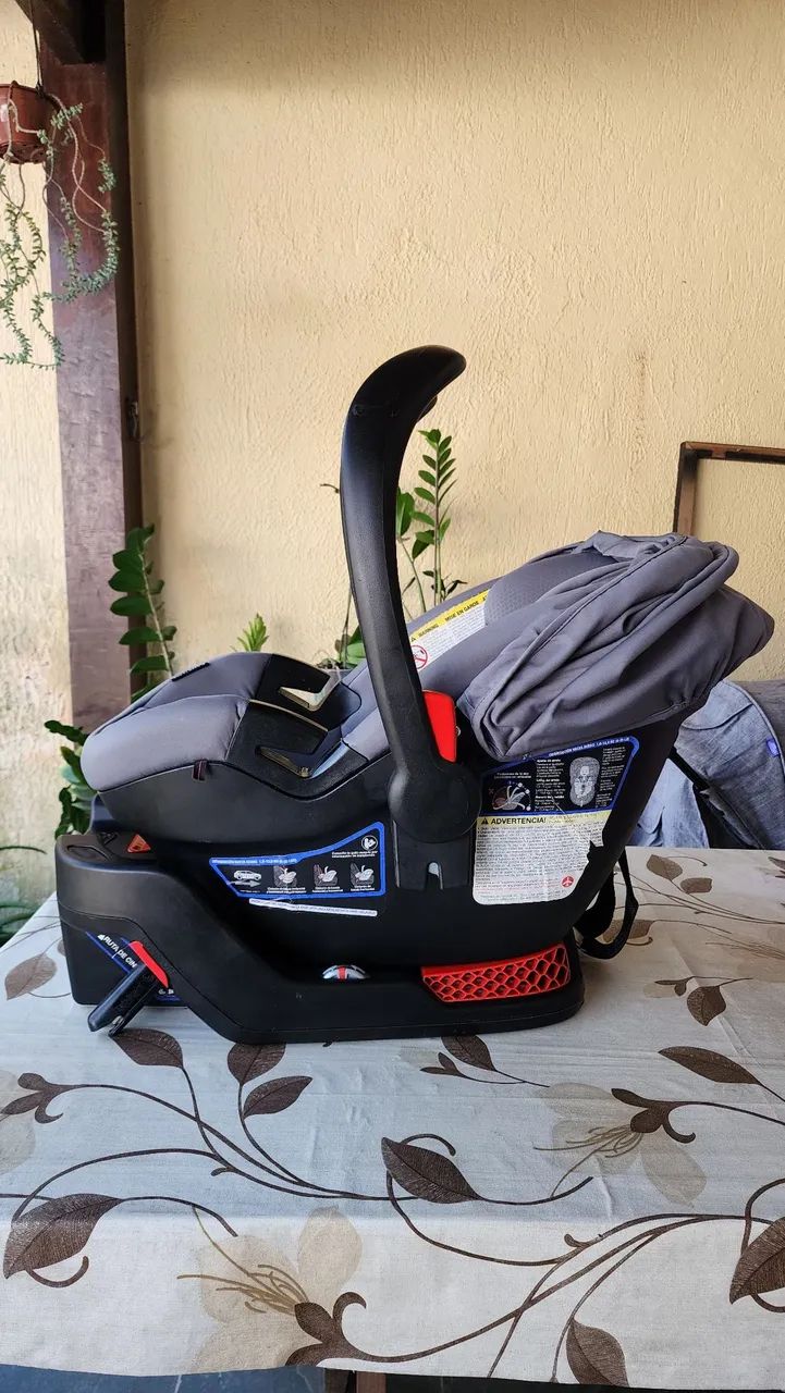 Bebê conforto Britax com base - ótimo estado - Foto 4