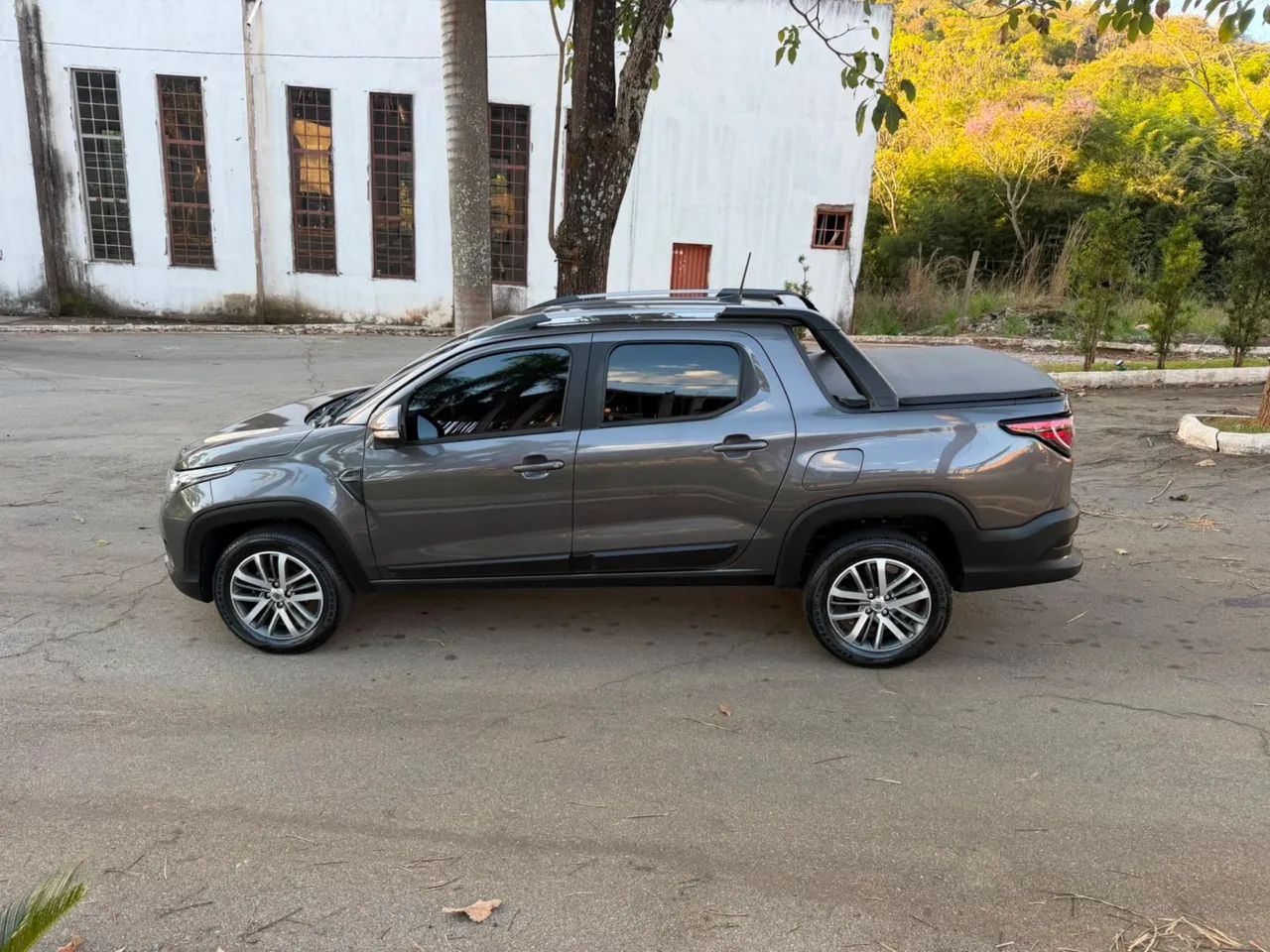 Fiat Strada Volcano 1.3 Flex 8V CD Aut. 2024 - Foto 2