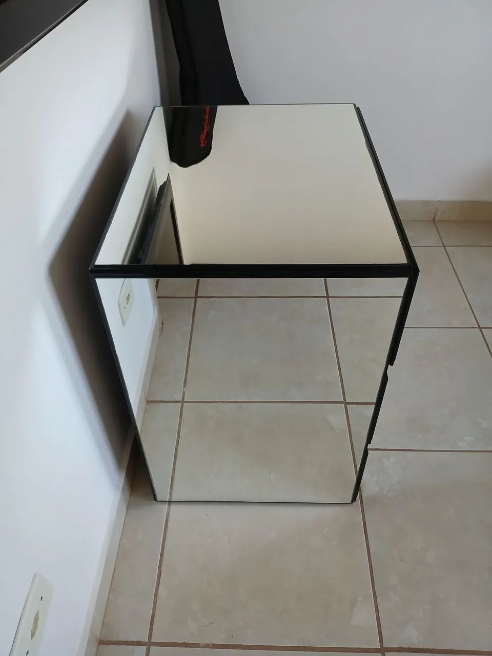 Mesa de Cabeceira Espelhada - Foto 3