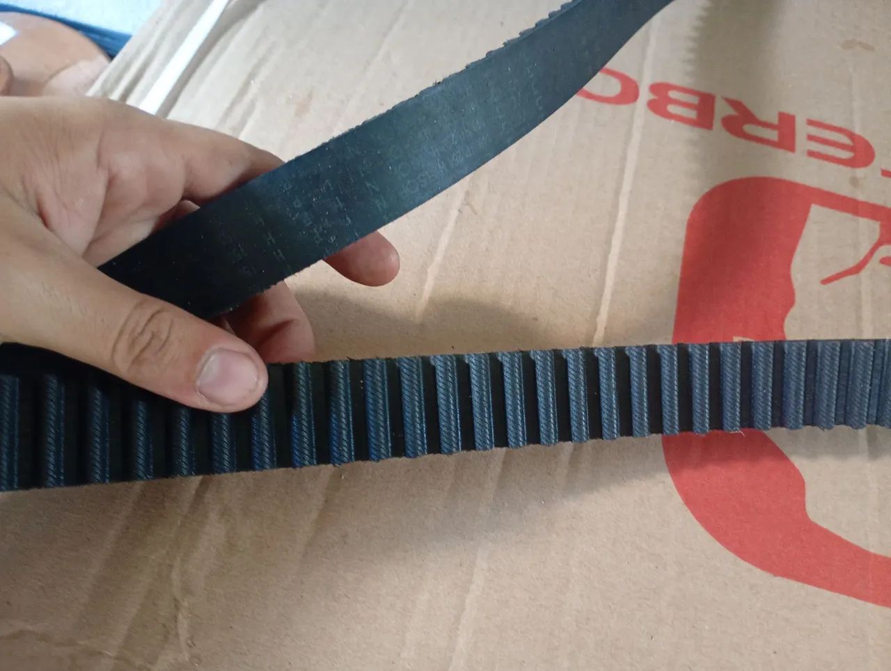 Vendo correi dentada da PAGERO , TR4 , L200 OU QUALQUER CARRO DA MITSUBISHI  - Foto 2