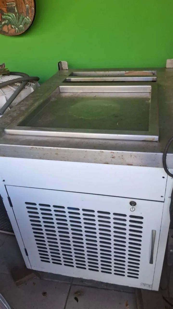 Maquina de sorvete na chapa