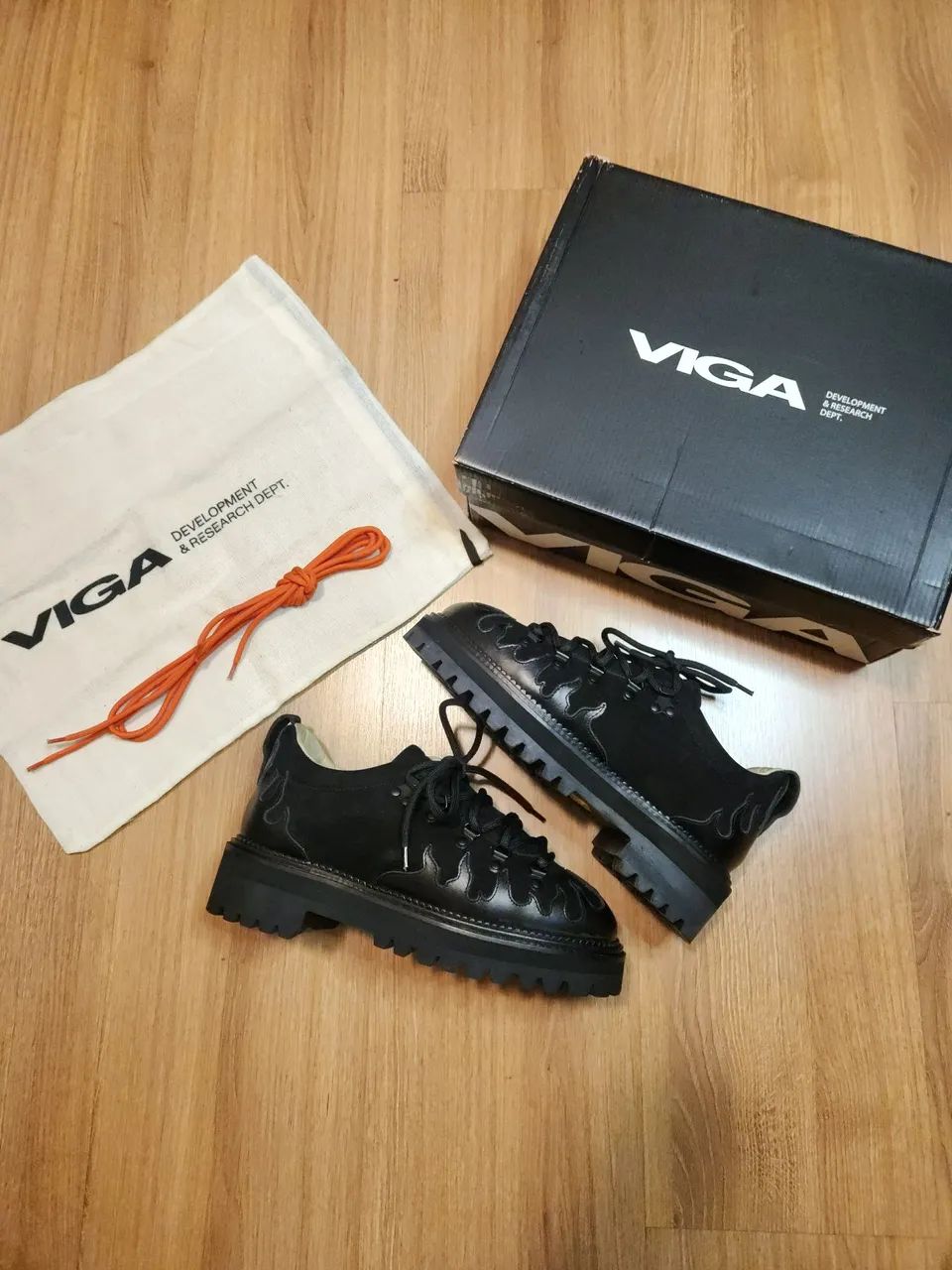 Viga x Guadalupe Hicking Boots Flames All Black