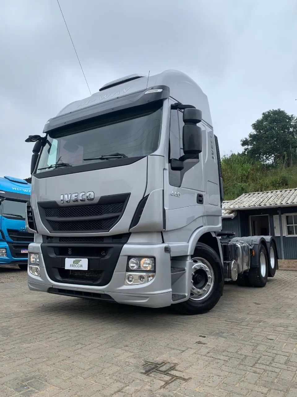Iveco Hi-Way 440 6x2