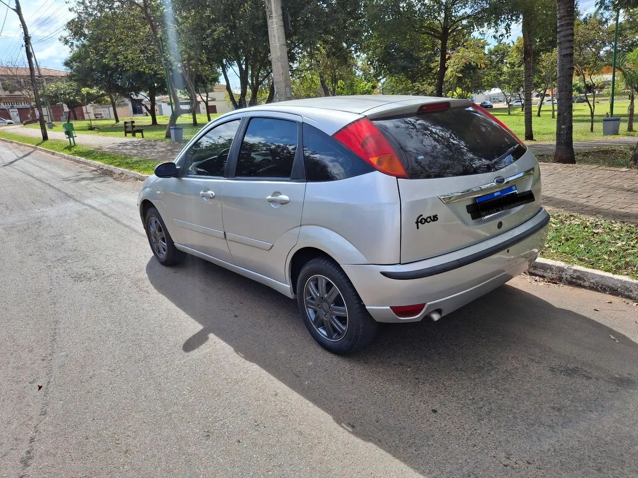 Ford Focus 1.6 S/SE/SE PLUS FLEX 8V/16V 5P 2009
