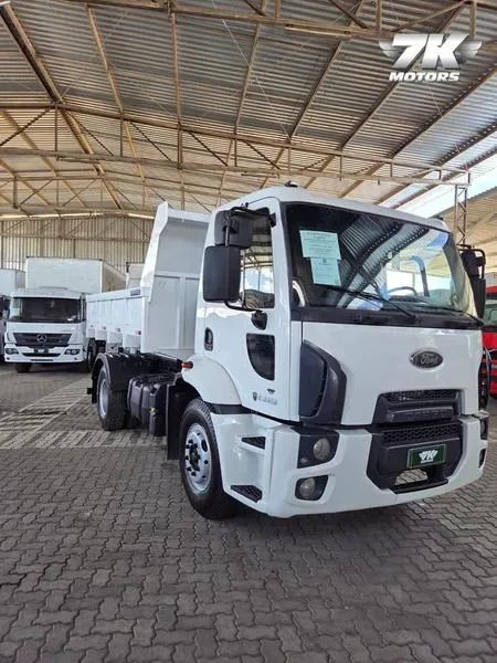 FORD CARGO 1319 2013