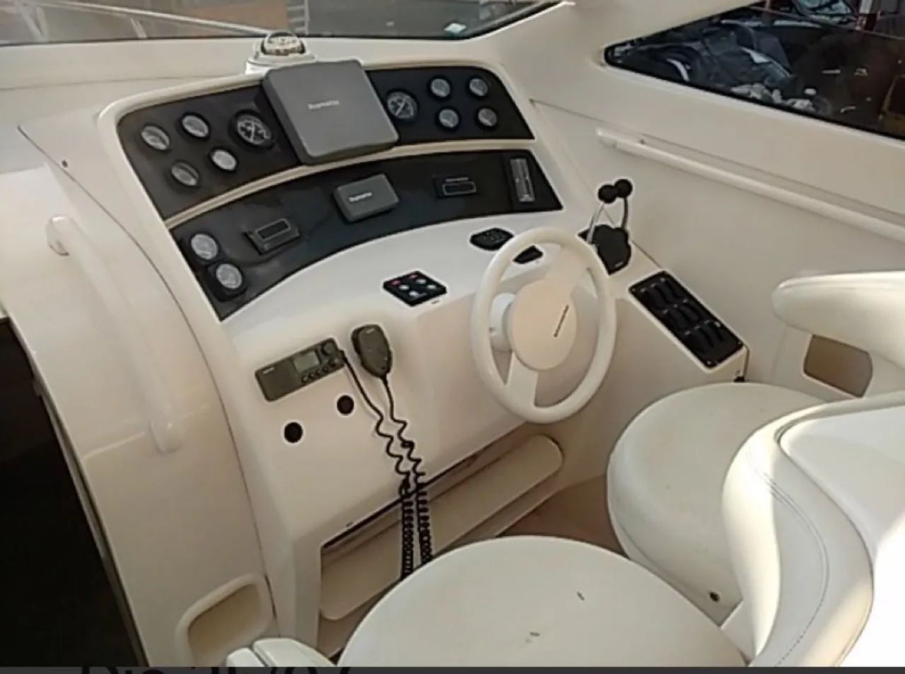 Vende- se lancha 39,5 - Foto 2