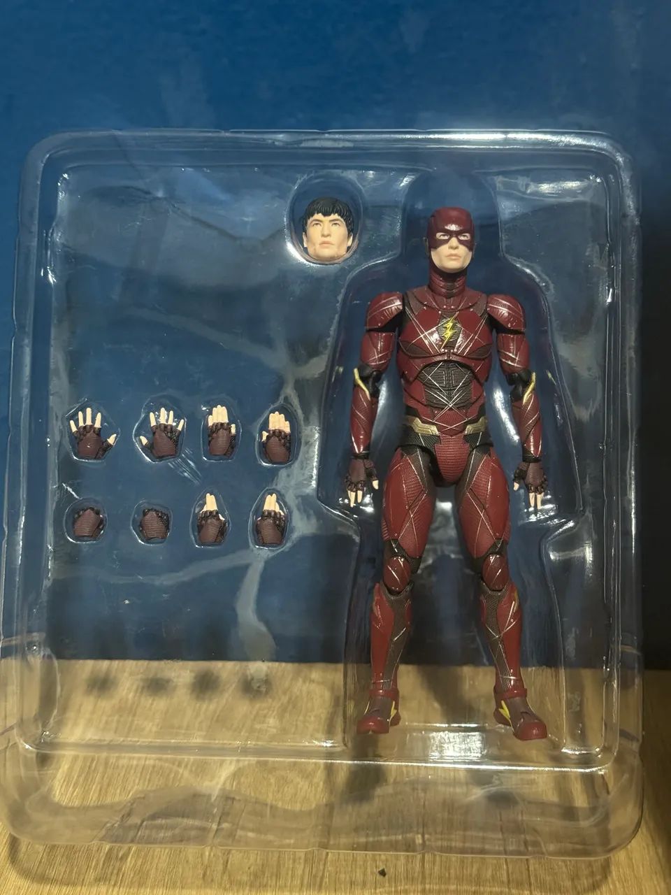 Mafex Batman TDK 3.0 e Flash JL - Foto 4