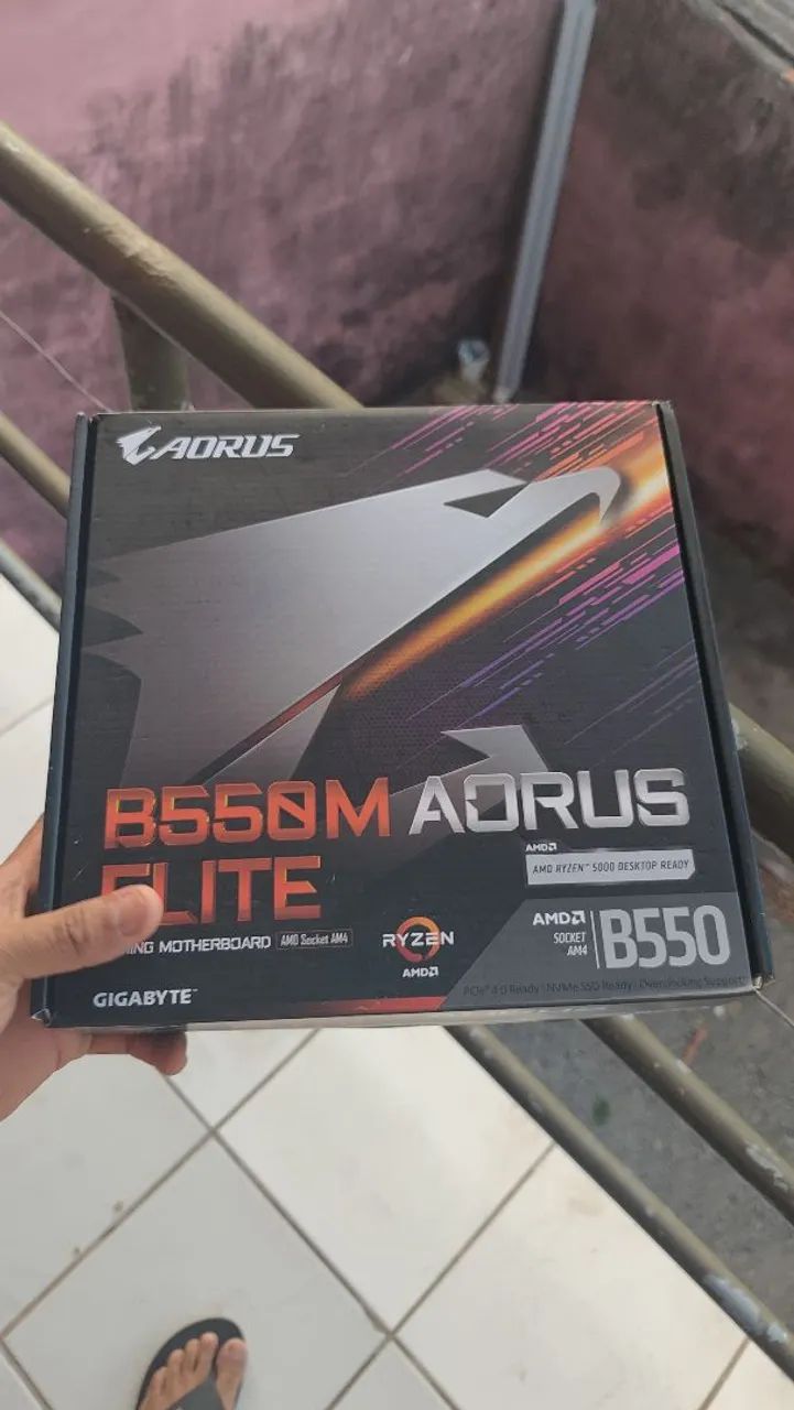 B550 aorus elite 