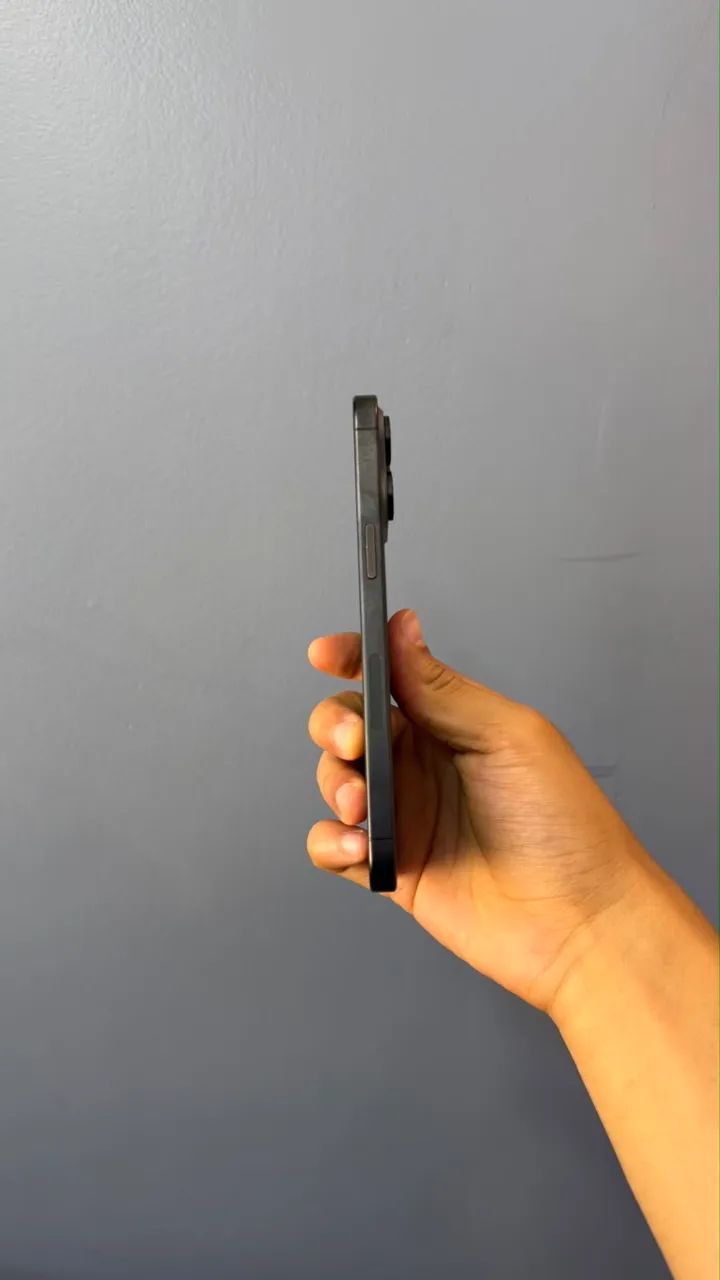 IPHONE 15 PRO MAX 256GB SEMINOVO - Foto 5