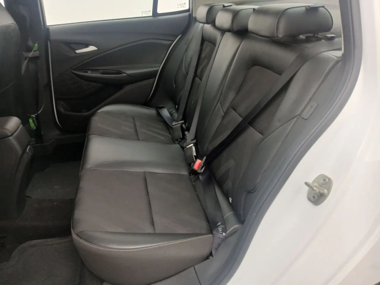 Chevrolet Onix Hatch LTZ 1.4 8V Flex Power Aut. 4P, foto 17 de 18