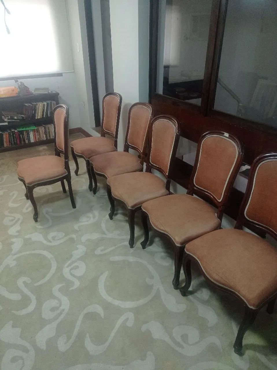 Cadeiras antiga em ótimo estado 