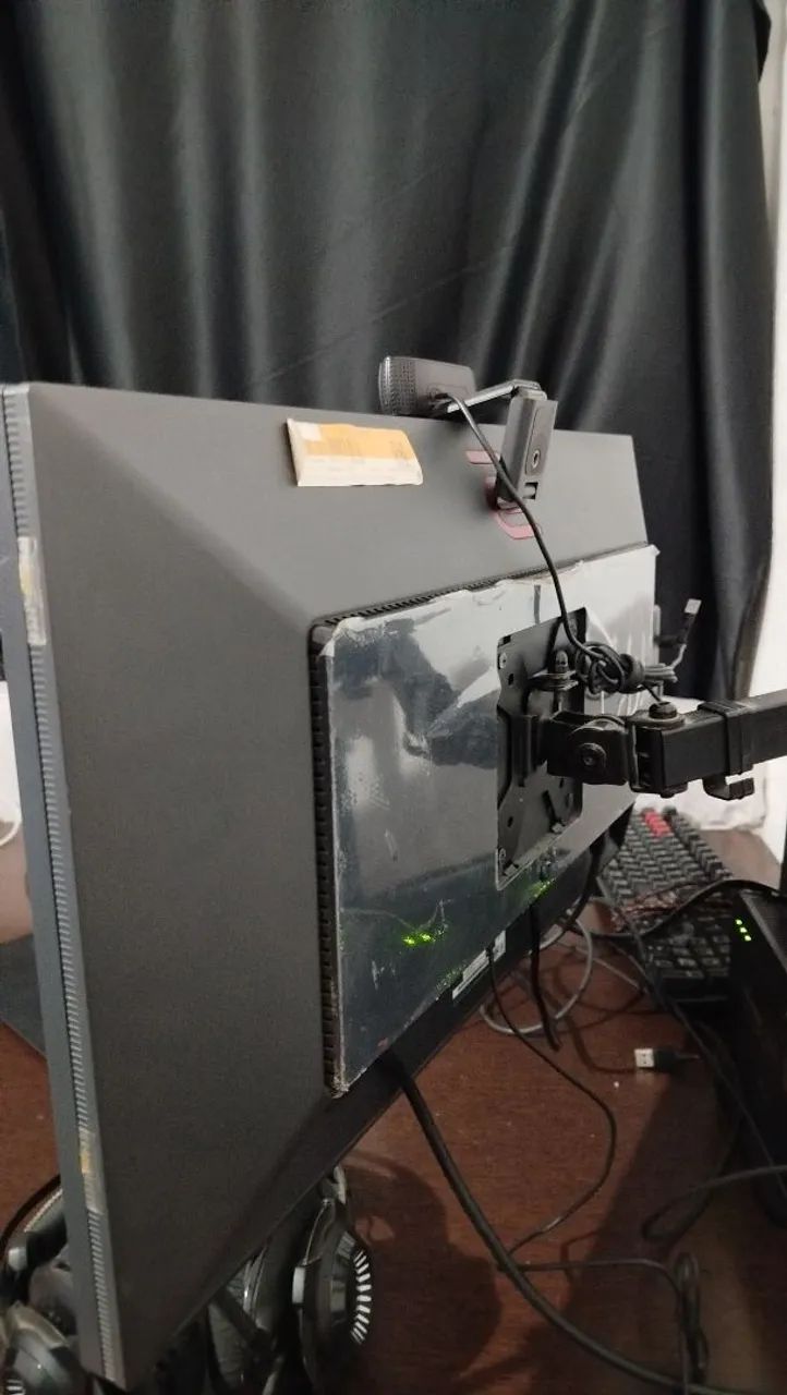 Monitor Benq 240 hertz  - Foto 3