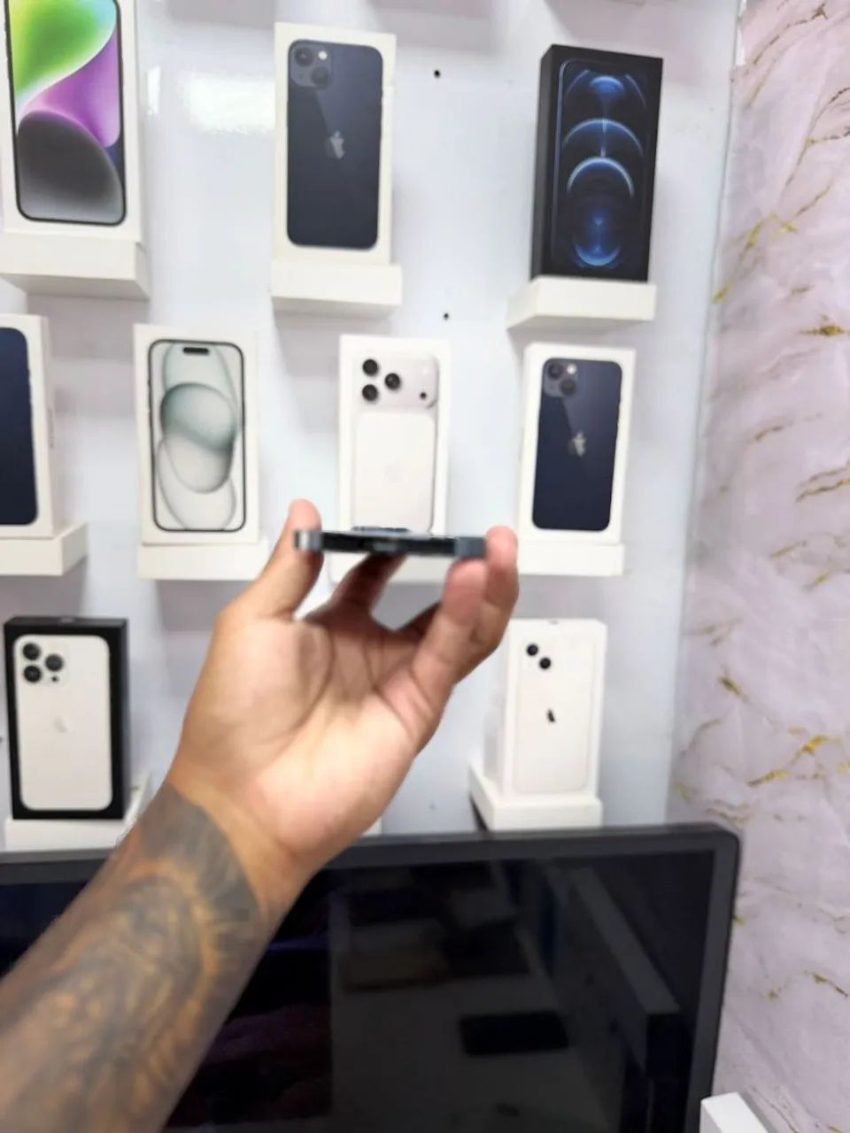 IPHONE 12 PRO 128GB<br>R$ 2.099,00 - Foto 3
