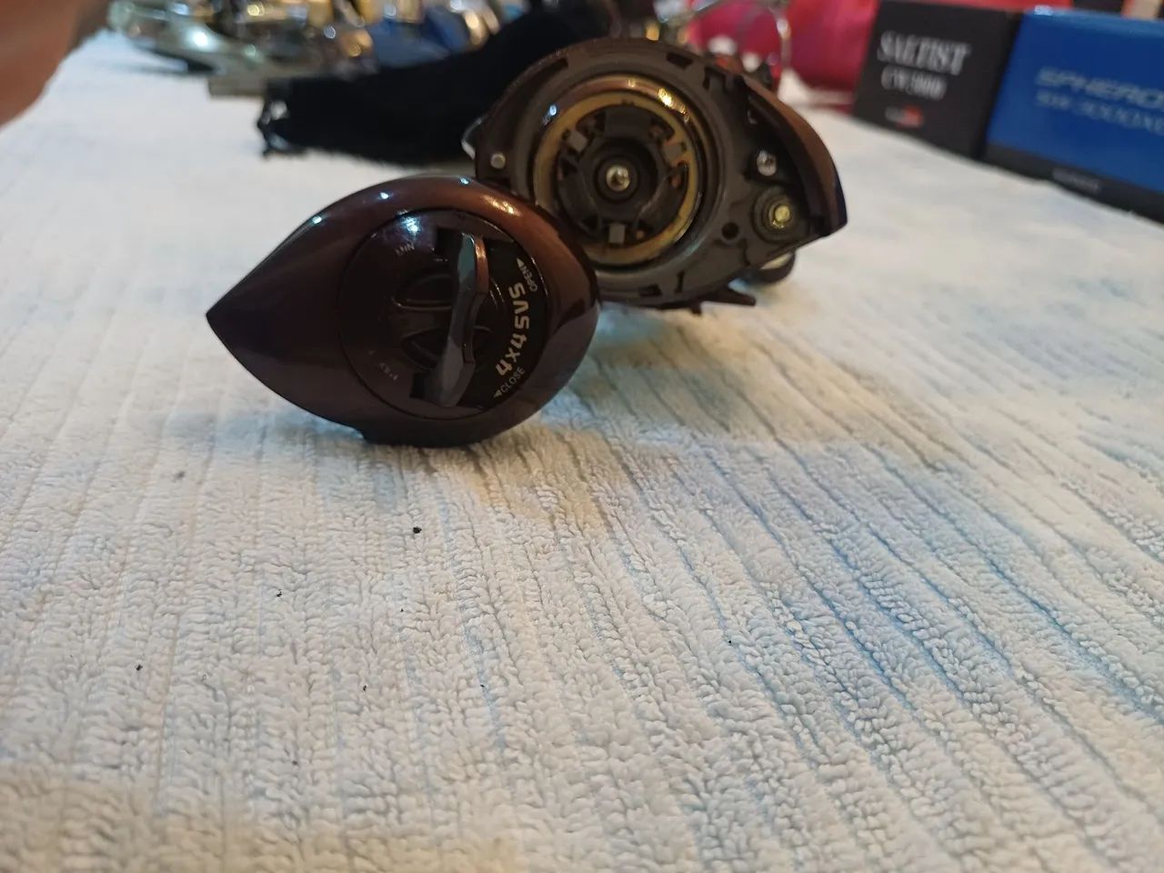 Carretilha shimano Scorpion 1001 svs - Foto 4