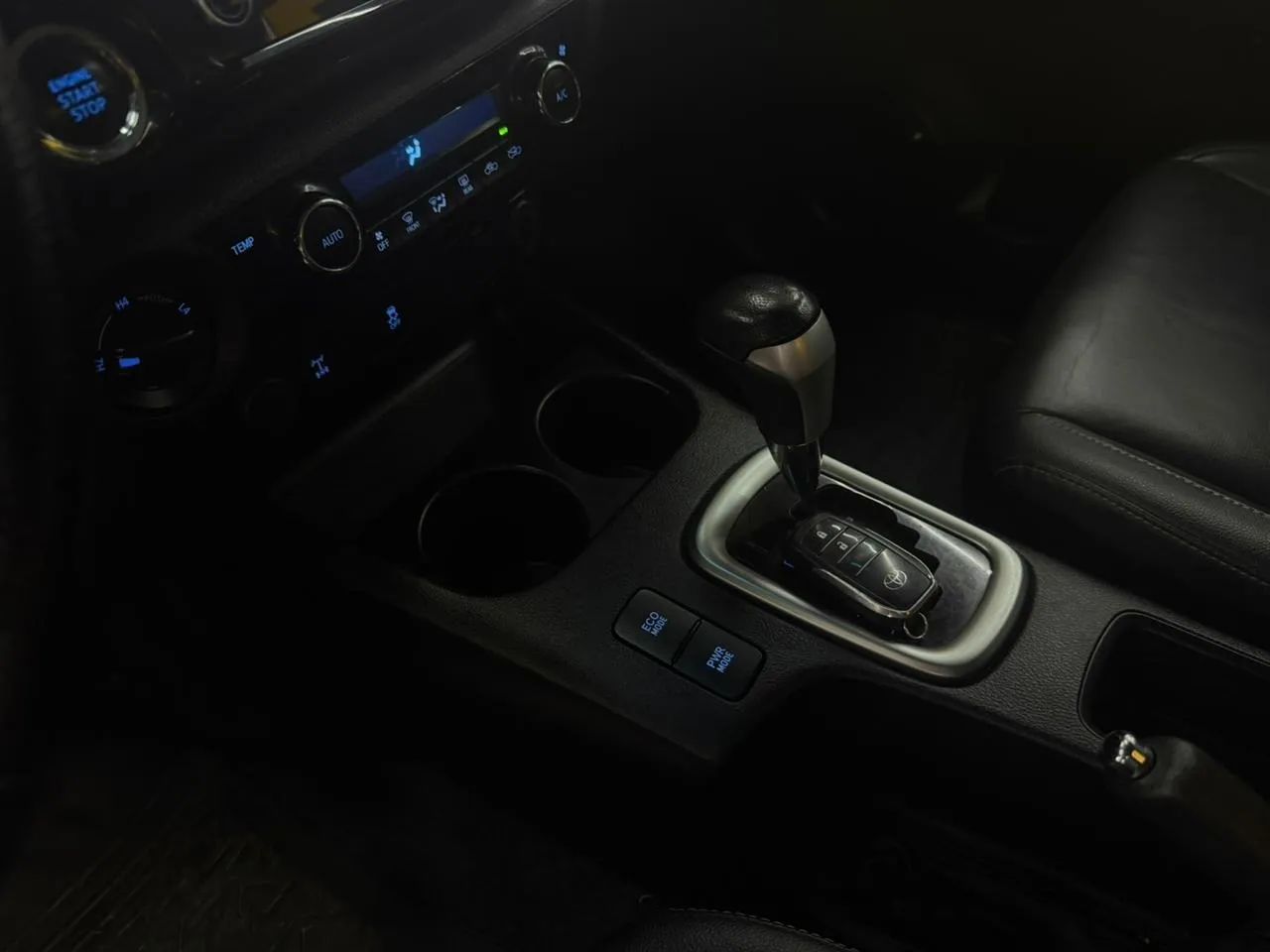 Toyota Hilux CD SRV 4x4 2.7 Flex 16V Aut., foto 20 de 20