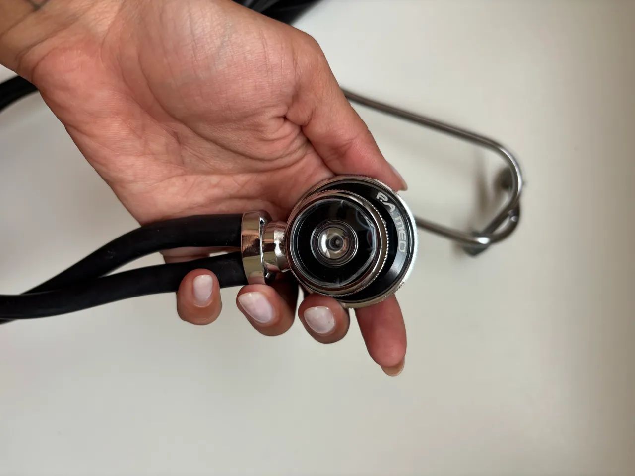 Kit: Estetoscópio P.A. MED + Esfigmomanômetro + Case - Foto 5