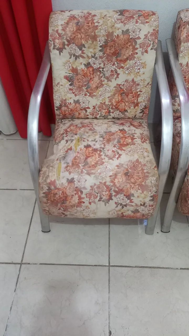 Vendo 2 poltronas barato para reforma - Foto 2