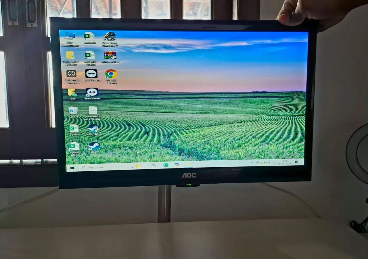 Monitor AOC E2050SN 20" VGA DVI + Suporte VESA 
