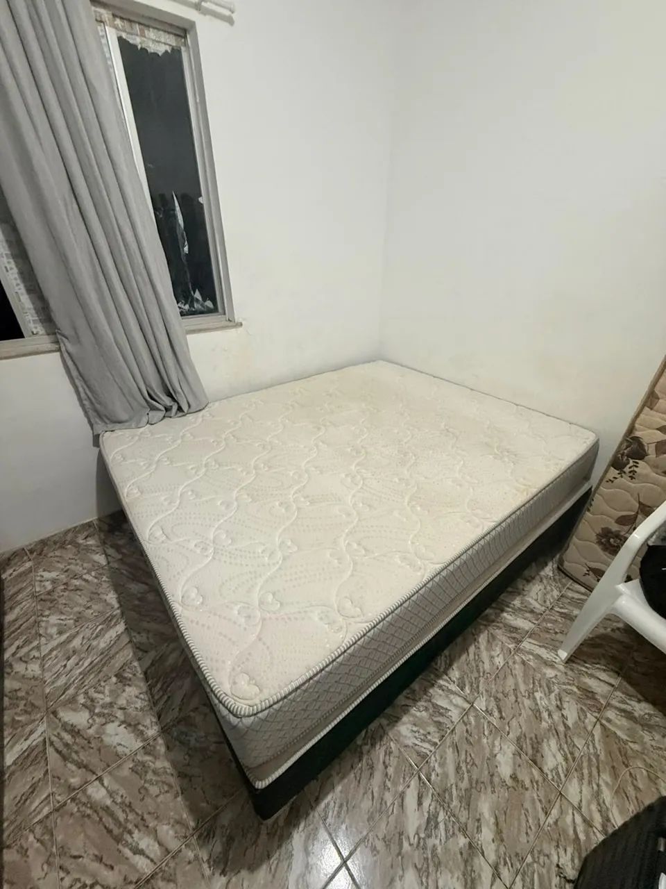 Cama Queen Size