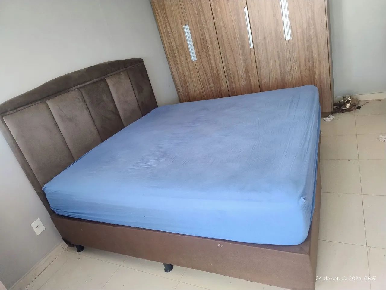 Cama  Box King com cabeceira  - Foto 3