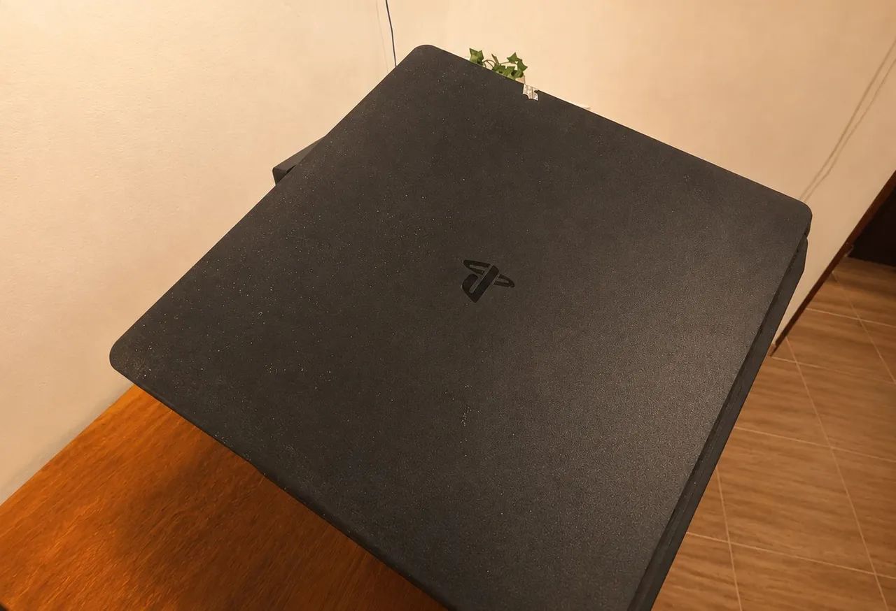 Ps4 slim