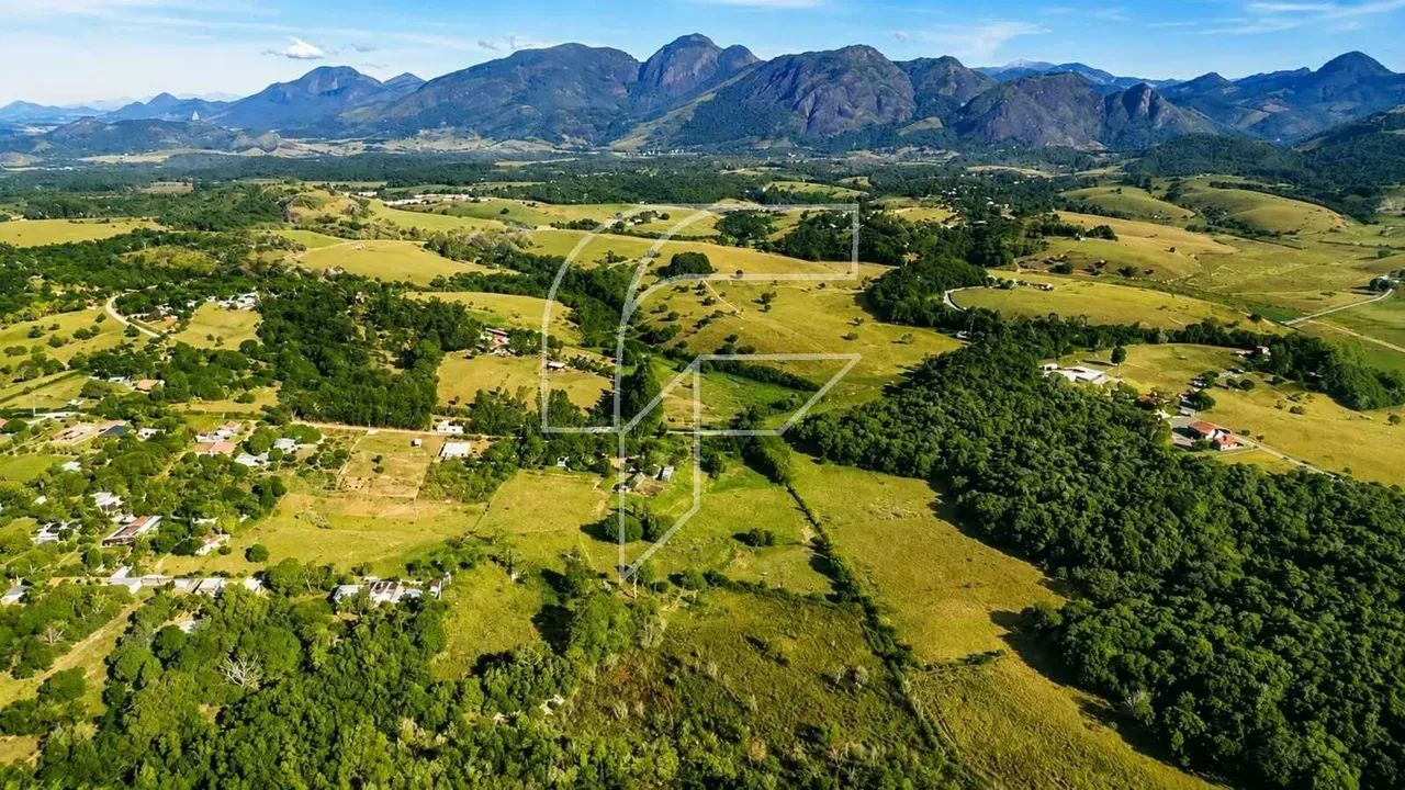 Imóvel para venda tem 65000 metros quadrados com 4 quartos - Foto 2