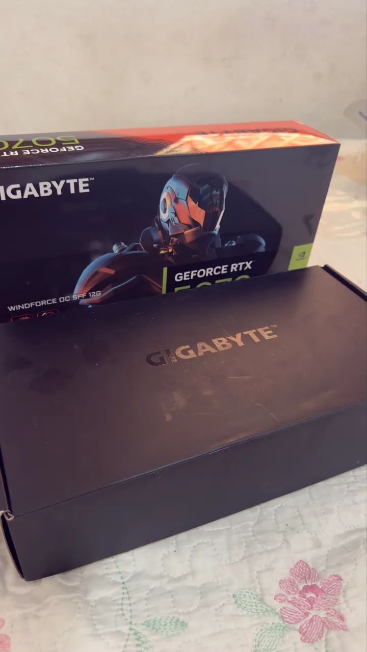 RTX 5070 12GB GIGABYTE 3x - Foto 2