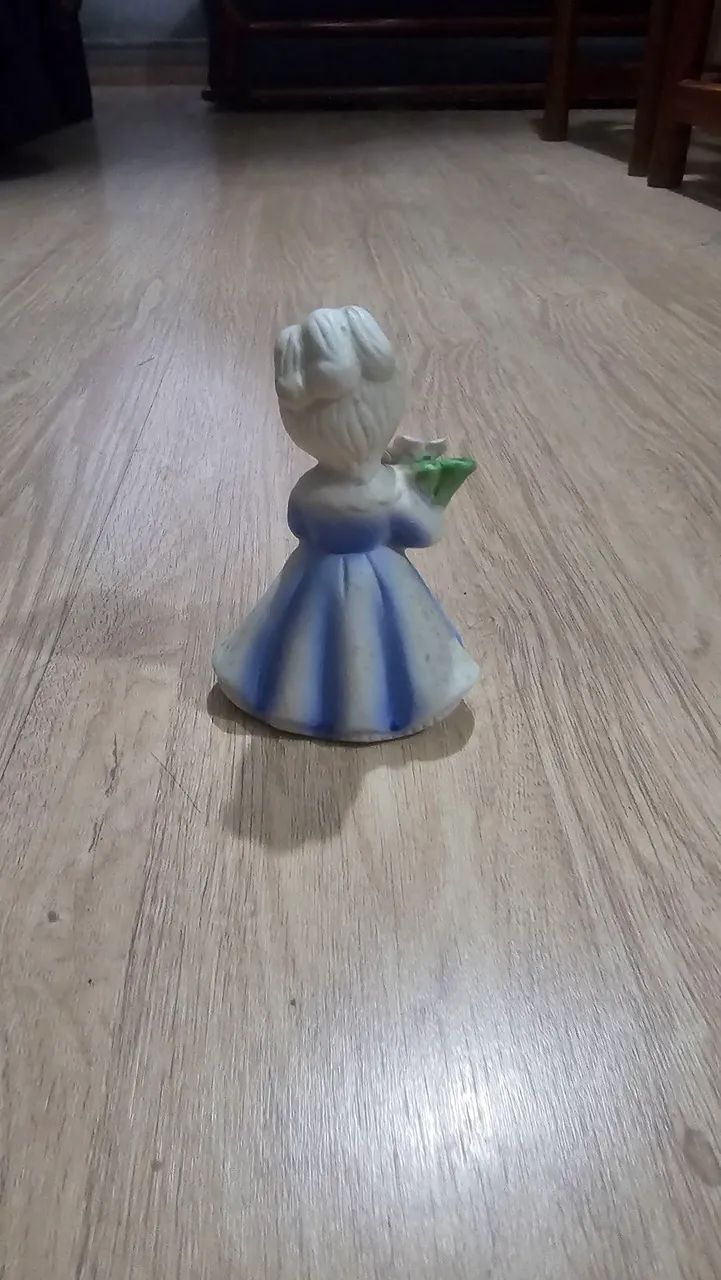 escultura de moça aniversariante de maio - Foto 2