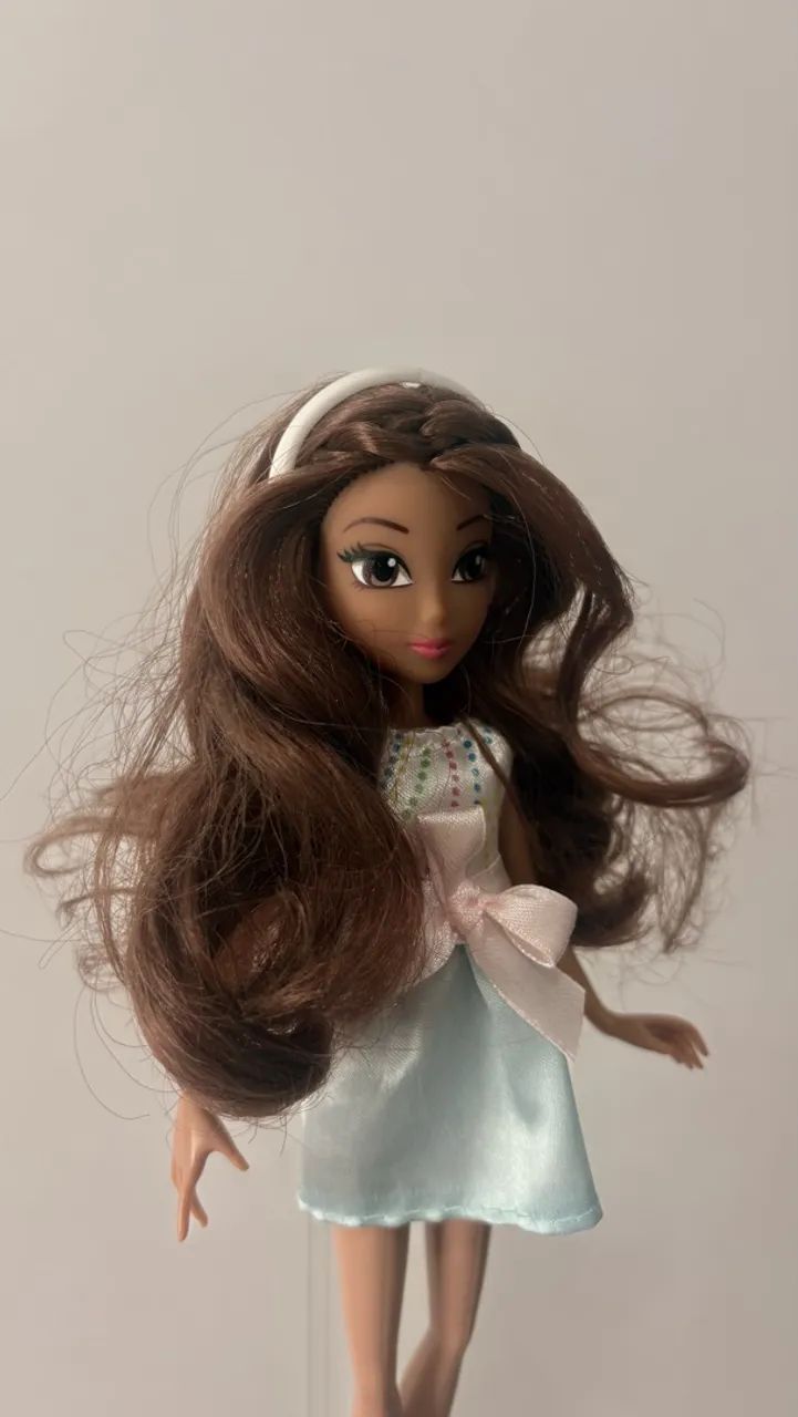 Boneca Violetta Disney  - Foto 2