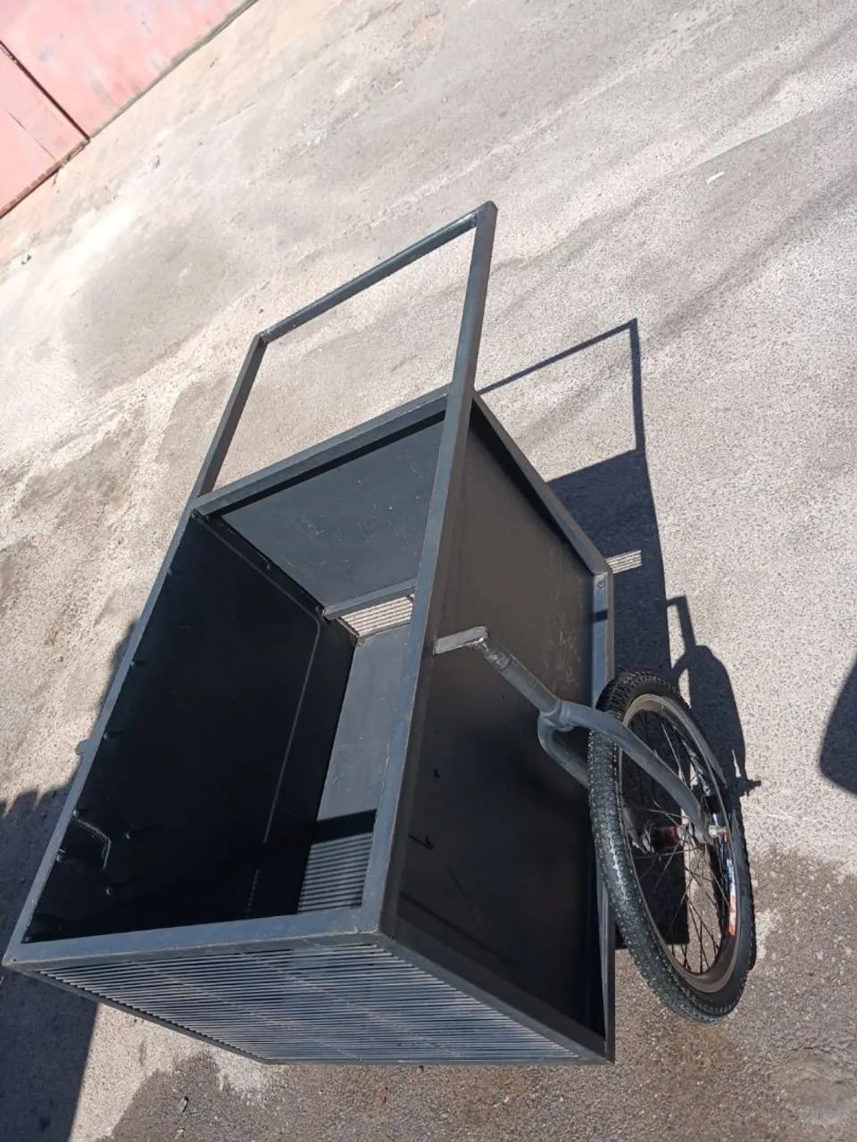 carrinho de mão de duas rodas. - Foto 4