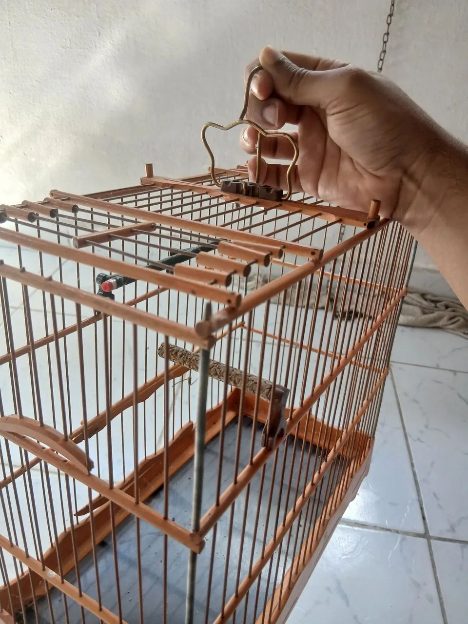 Gaiola + alçapão.