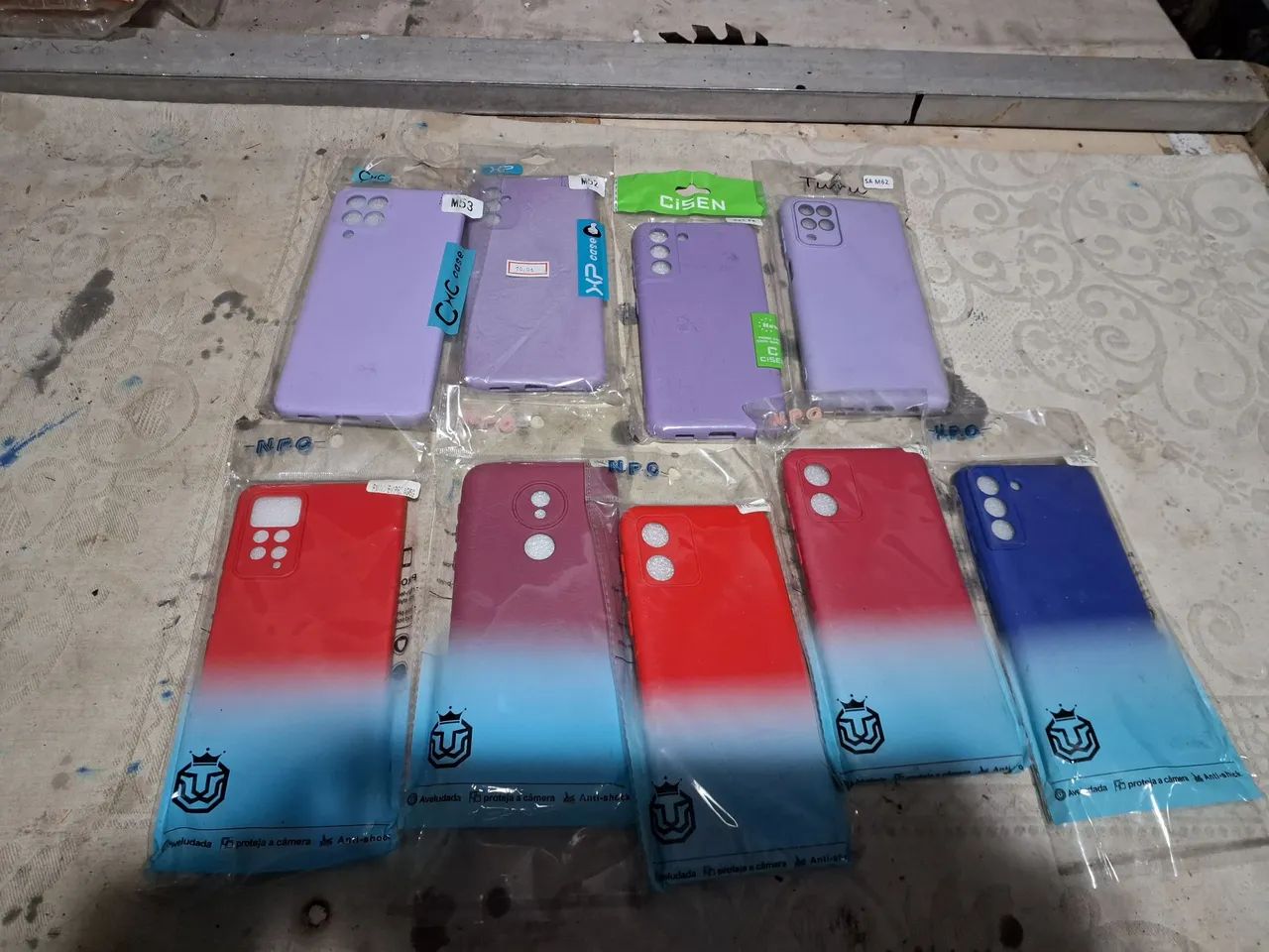 Capas para celulares  diversos marcas e modelos  lote com 60 unidades  - Foto 2